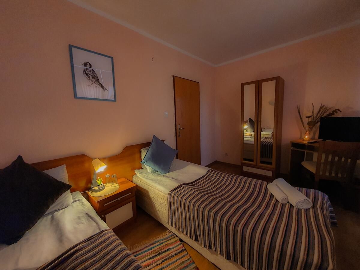 Отель Red House Family Hotel Банско