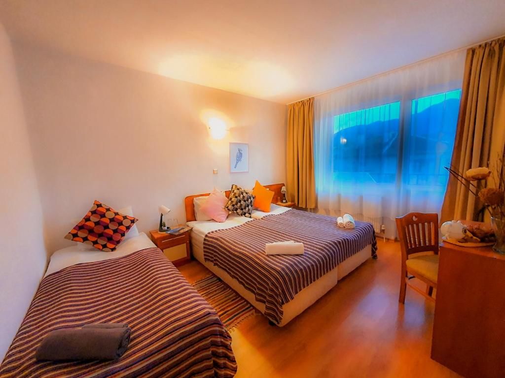 Отель Red House Family Hotel Банско