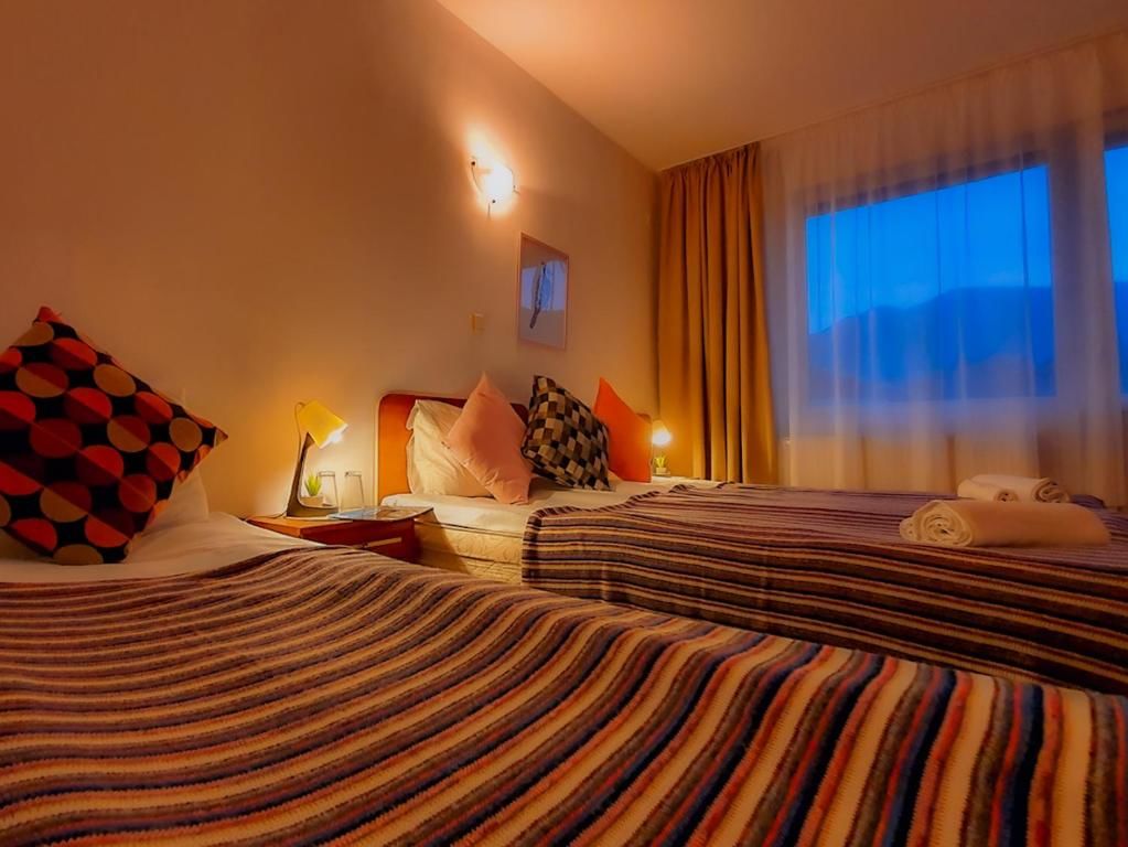 Отель Red House Family Hotel Банско
